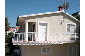 Family pension Trogir 3